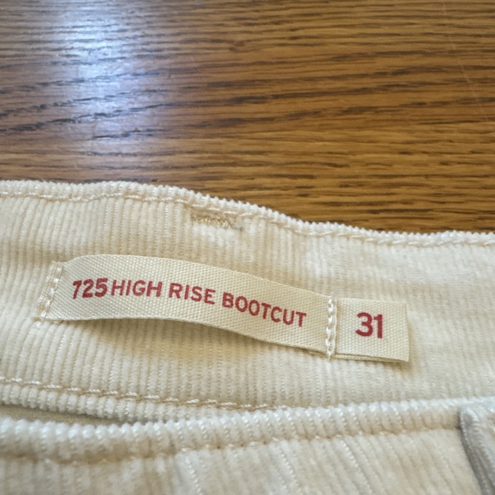 NWT Levi's 725 High Rise Bootcut Corduroy Pant W Size 31 Ivory Indie Boho Hippie - Picture 6 of 10